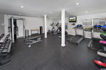 Fully-equipped fitness center